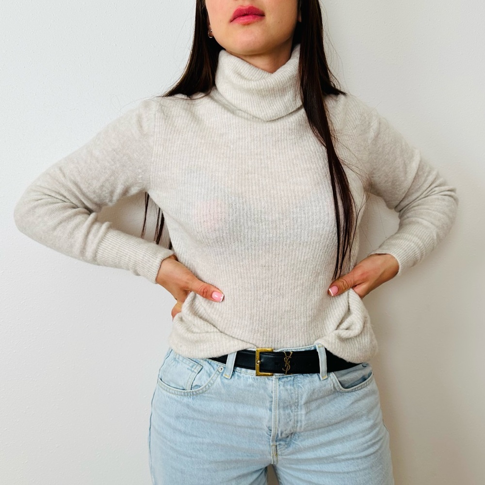 Banana Republic wool blend turtleneck sweater
